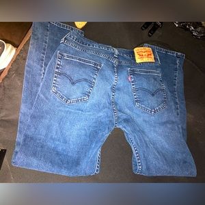 Levi’s 514 Jeans